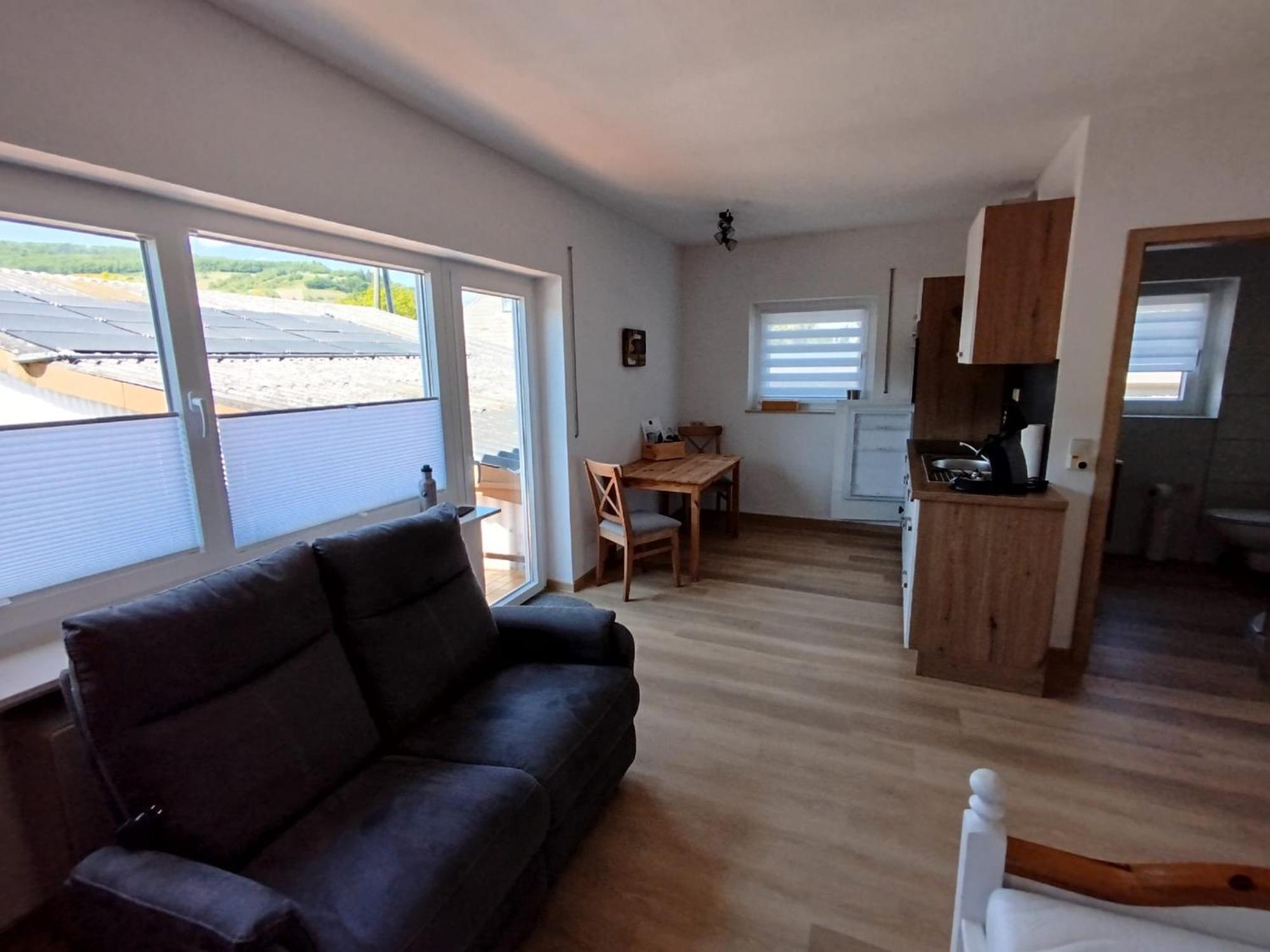 Moselferienweingut Schaefer Apartment Wintrich Cameră foto